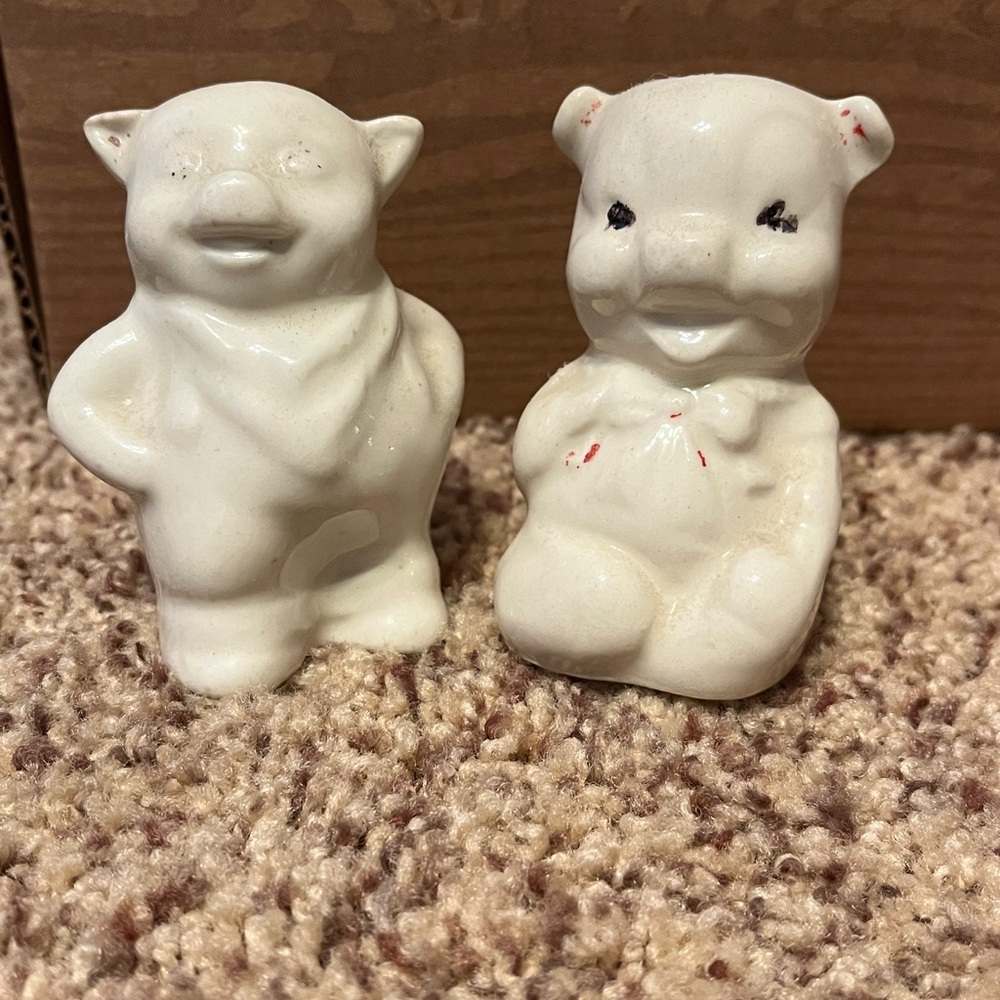 White Ceramic Pig Figurines